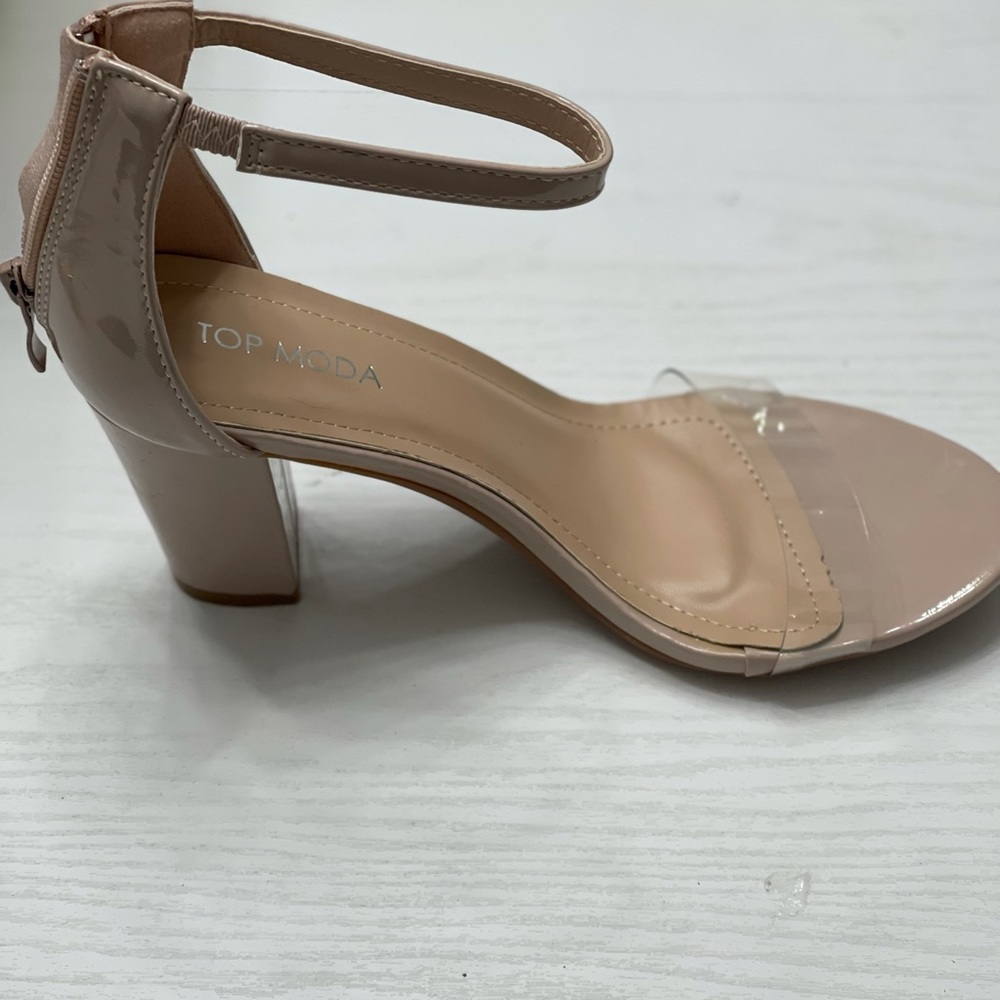 Ladies nude sandal